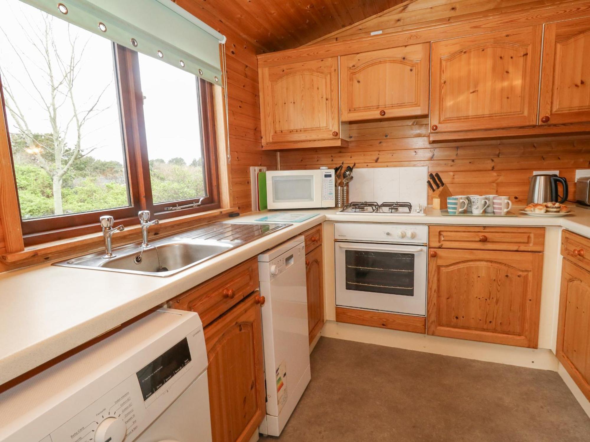 16 Amber Wood Lodge Лимингтон Экстерьер фото