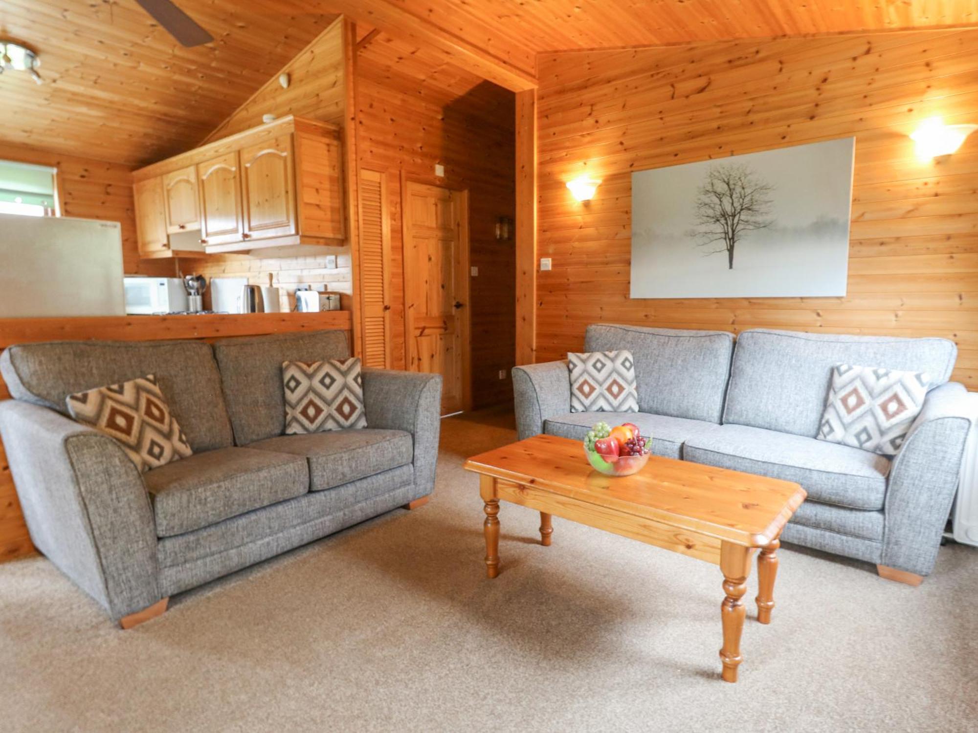 16 Amber Wood Lodge Лимингтон Экстерьер фото