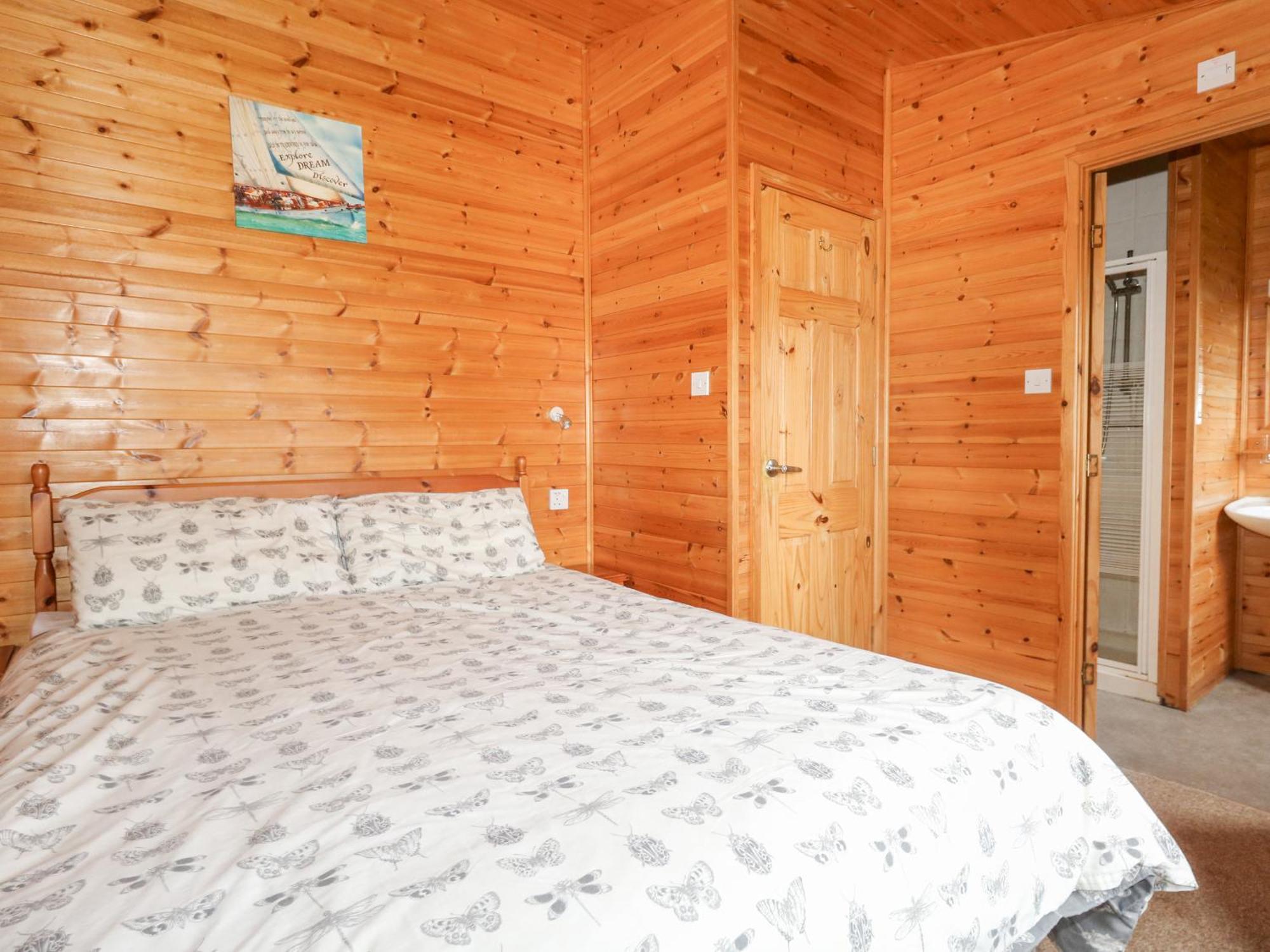 16 Amber Wood Lodge Лимингтон Экстерьер фото