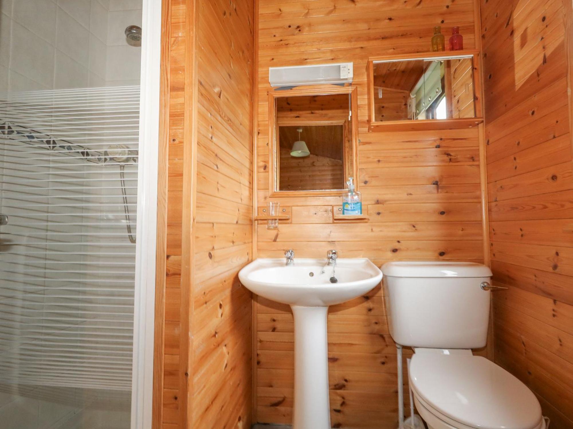 16 Amber Wood Lodge Лимингтон Экстерьер фото